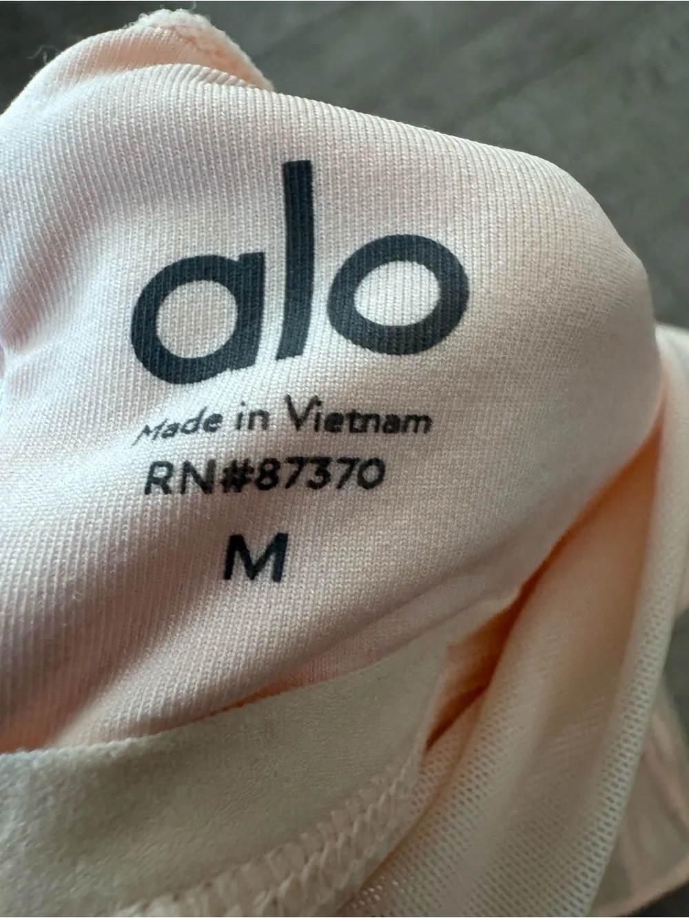 Alo NWOT Light Pink Strappy Bralette & Ambiance Shorts Top sz M/bottoms sz small